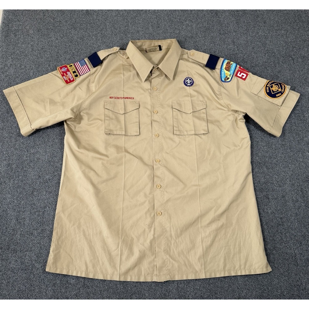 Boy Scouts of America Mens XL Khaki Short Sleeve Den Leader Cali Shirt Patches